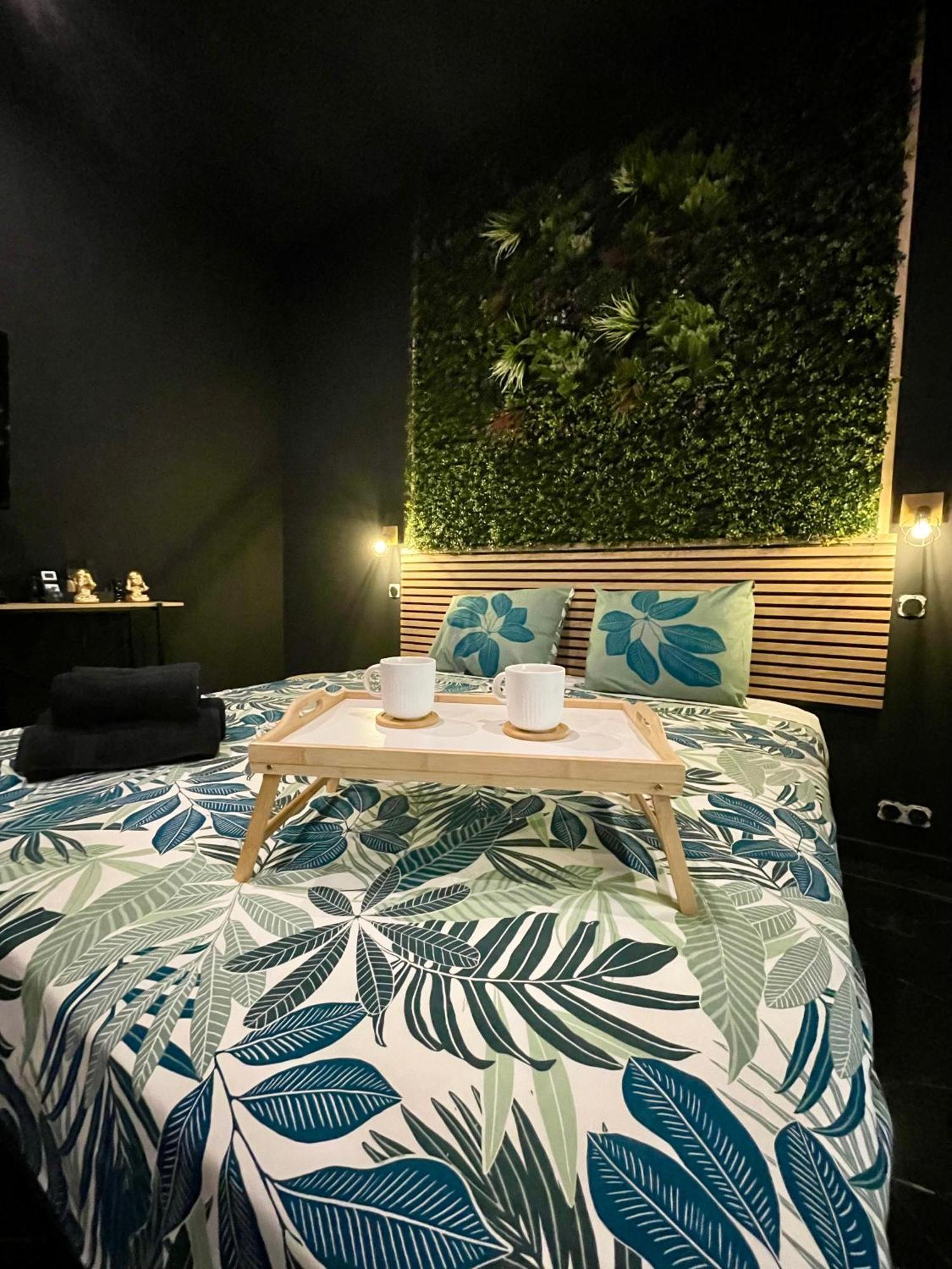 Jungle Love Room De L Hermitage Tournon-sur-Rhone Zewnętrze zdjęcie